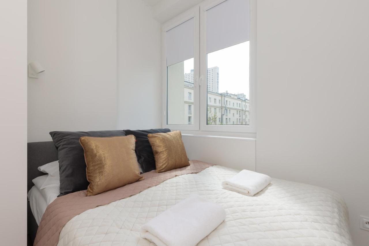 Fashionable City Center Apartment By Noclegi Renters 바르샤바 외부 사진