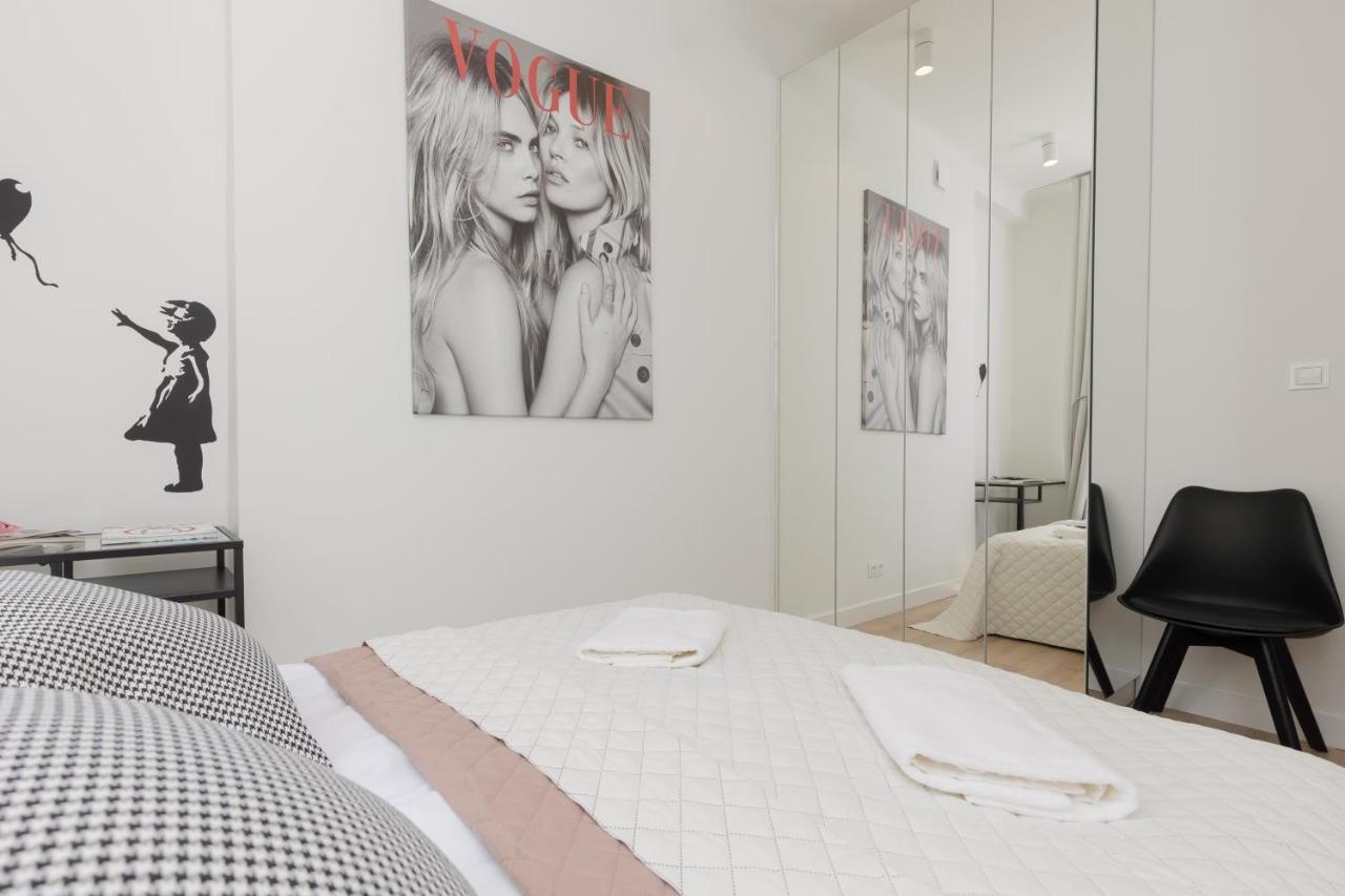 Fashionable City Center Apartment By Noclegi Renters 바르샤바 외부 사진